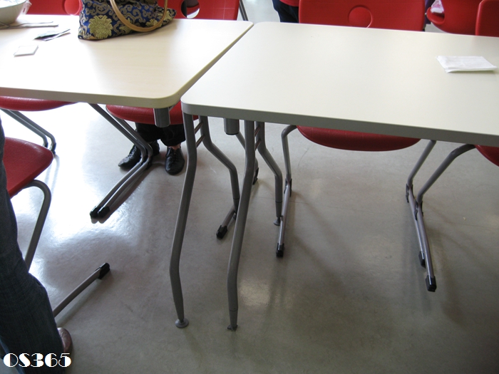 學校家具/教學家具/圖書館家具/餐廳家具/電腦室家具/餐廳家具-法國學校工程案例